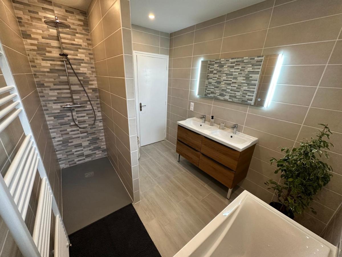 Agreable Maison Avec Jardin A Joinville Exteriör bild