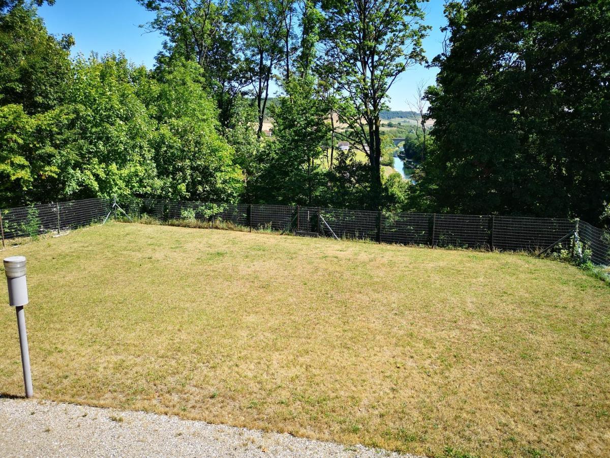 Agreable Maison Avec Jardin A Joinville Exteriör bild