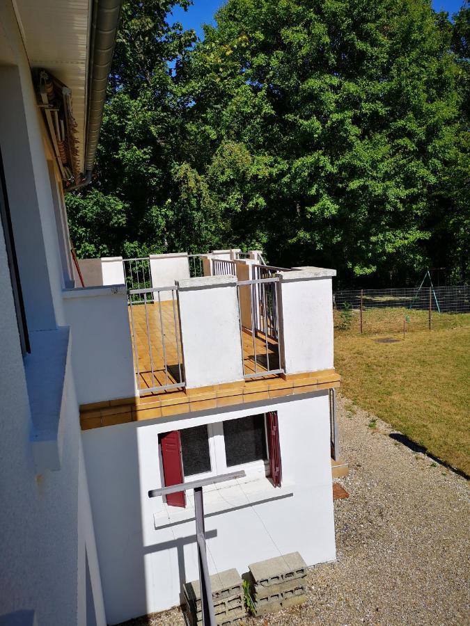 Agreable Maison Avec Jardin A Joinville Exteriör bild